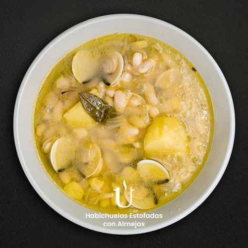 Habichuelas Estofadas con Almejas Raggú