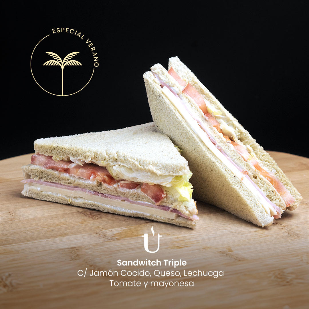 Sandwitch Triple de Jamón, Queso, Lechuga, Tomate y Mayonesa