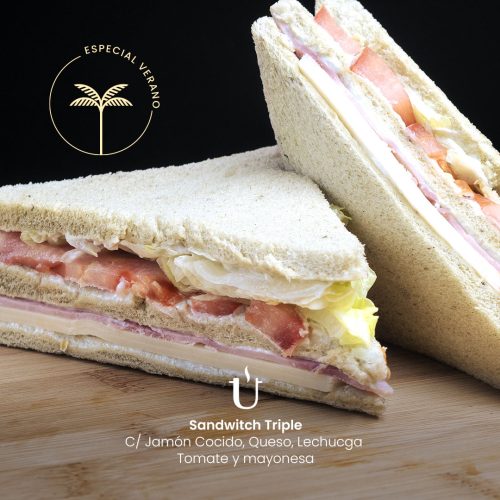 Sandwitch Triple de Jamón, Queso, Lechuga, Tomate y Mayonesa