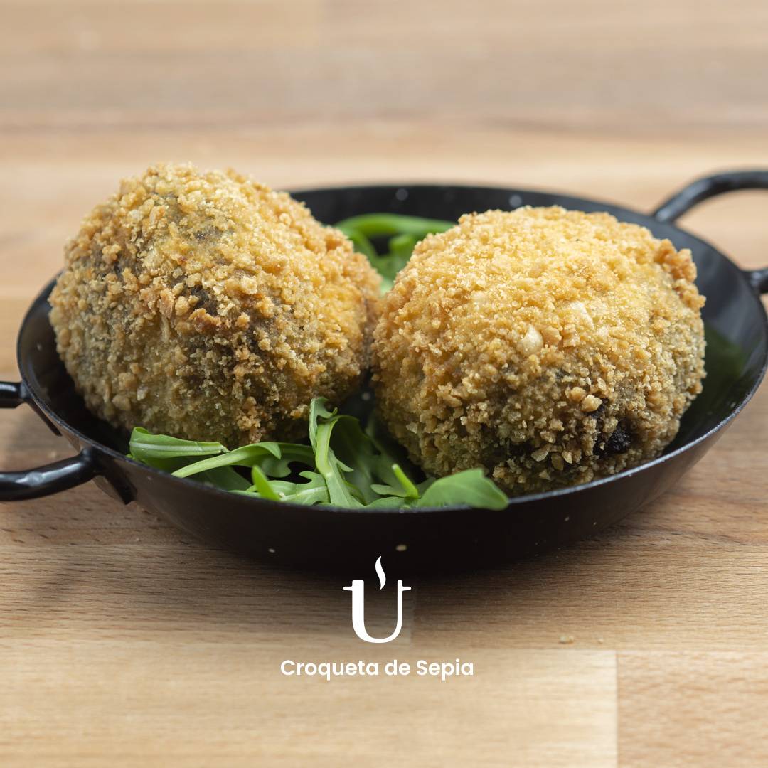 Croqueta de Sepia en su Tinta - Raggú